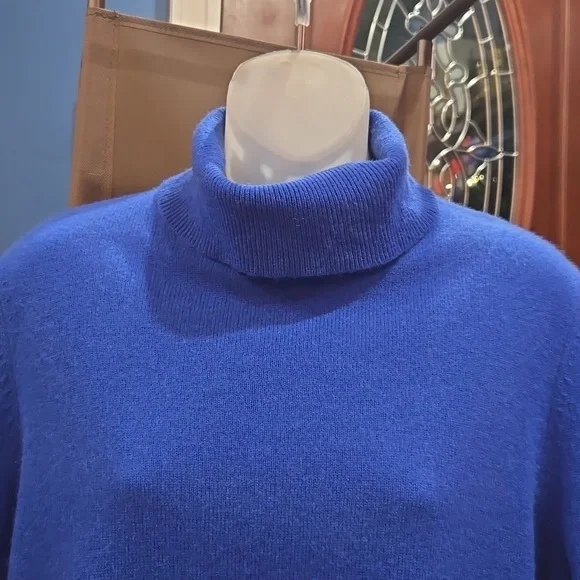 Charter Club Royal Blue 100% Cashmere Turtleneck Sweater, XL - Picture 3 of 7